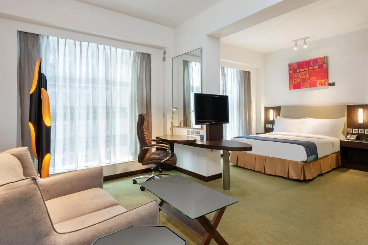 Holiday Inn Express Hong Kong Soho, An Ihg Hotel