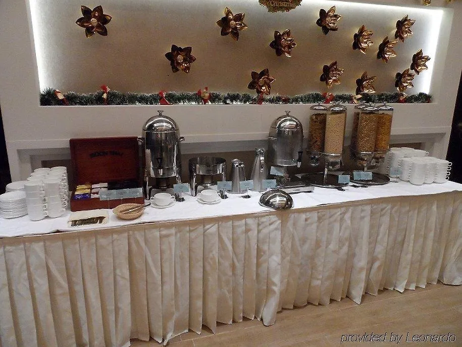 Holiday Inn Express Hong Kong Soho, An Ihg Hotel