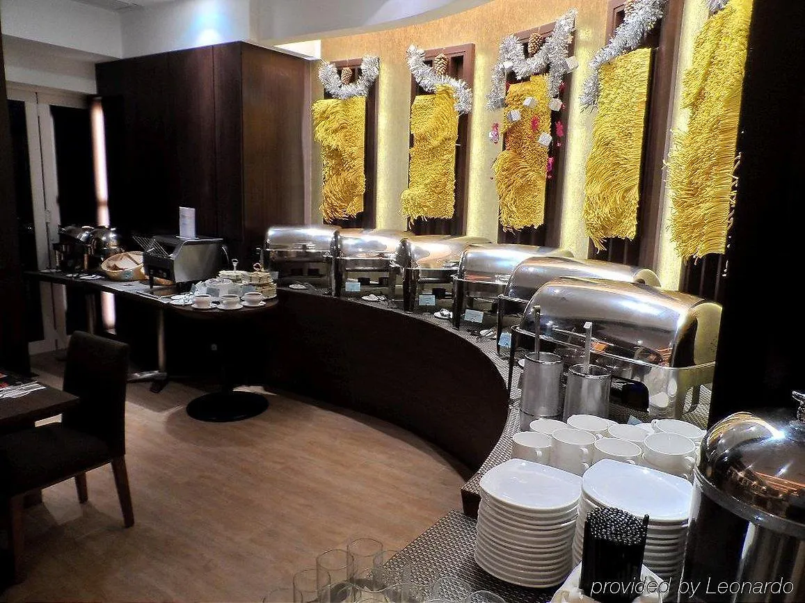 Holiday Inn Express Hong Kong Soho, An Ihg Hotel
