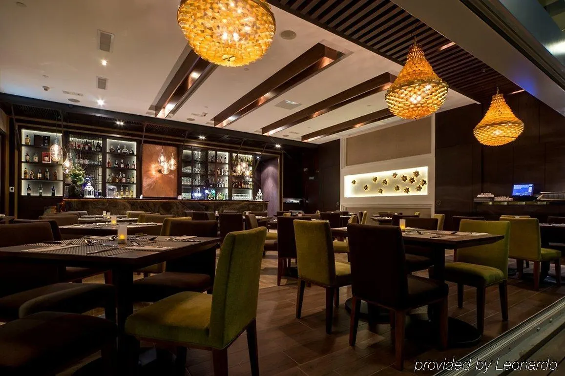 Holiday Inn Express Hong Kong Soho, An Ihg Hotel