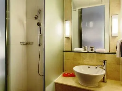 Holiday Inn Express Hong Kong Soho, An Ihg Hotel 3*,  Китай
