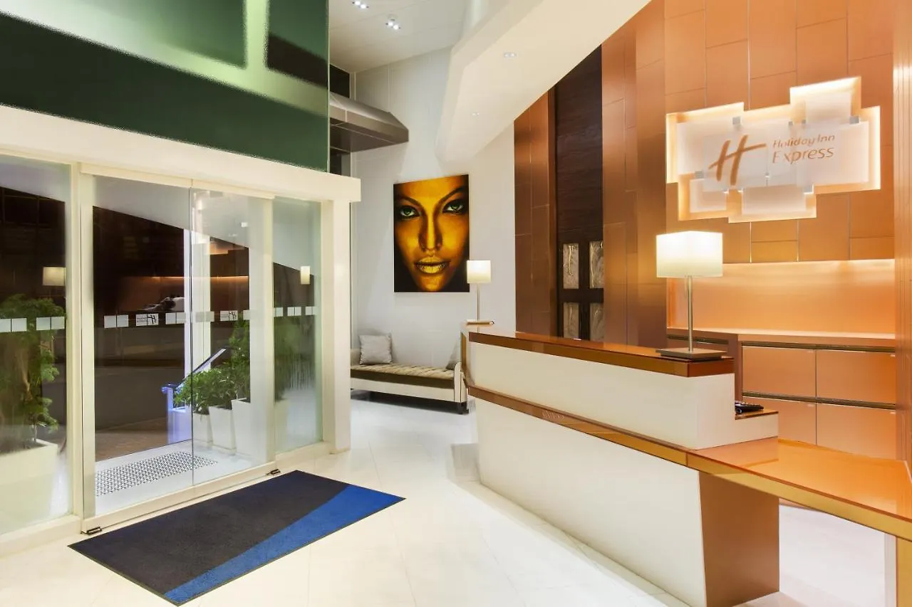 Holiday Inn Express Hong Kong Soho, An Ihg Hotel