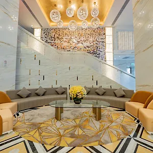 4* Отель Golden Dragon
